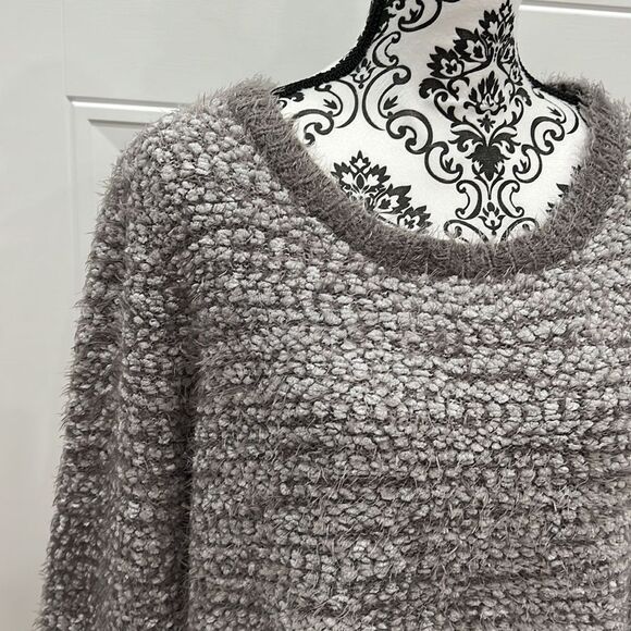 JOHN Paul Richard Soft Fuzzy Sweater Women’s‎ Size XXL - Picture 2 of 7